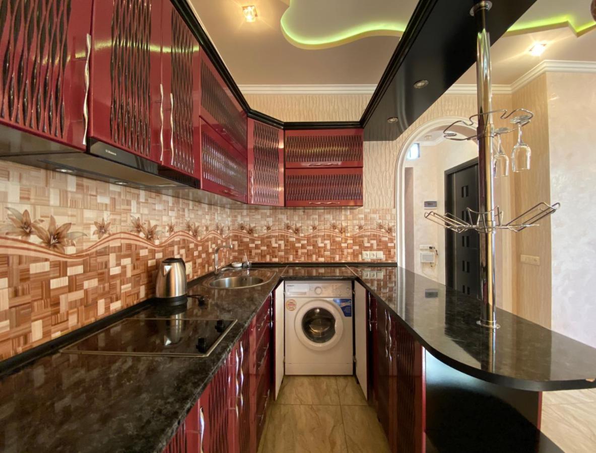 Amiryan Street 1 Bedroom Deluxe Apartment With Balcony Am104 Yerevan Exterior photo